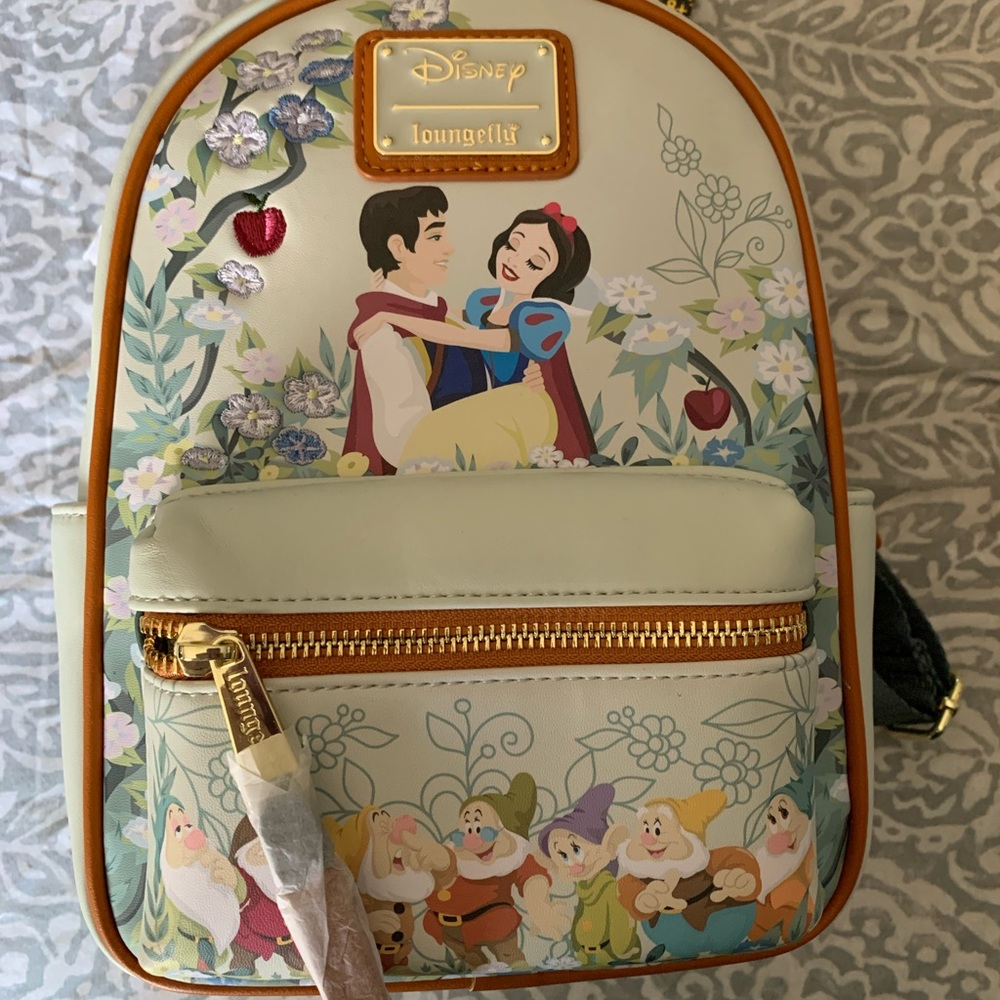 NWT Disney Snow White Mini Loungefly Backpack